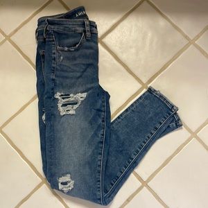 American Eagle size 4 skinny jeans
